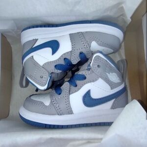 Jordan 1 - size 3C